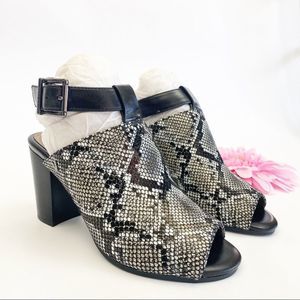 Vionic Leather Perk Kaia Stacked Heel Sandals: Natural Snake